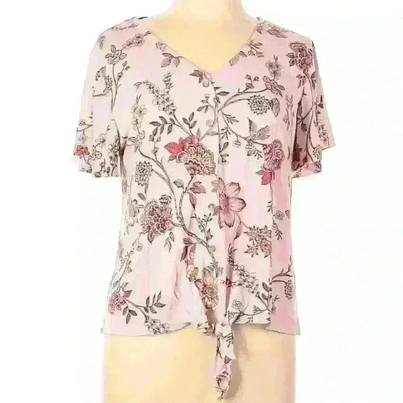 Tops - Maurice’s Floral Top size M
